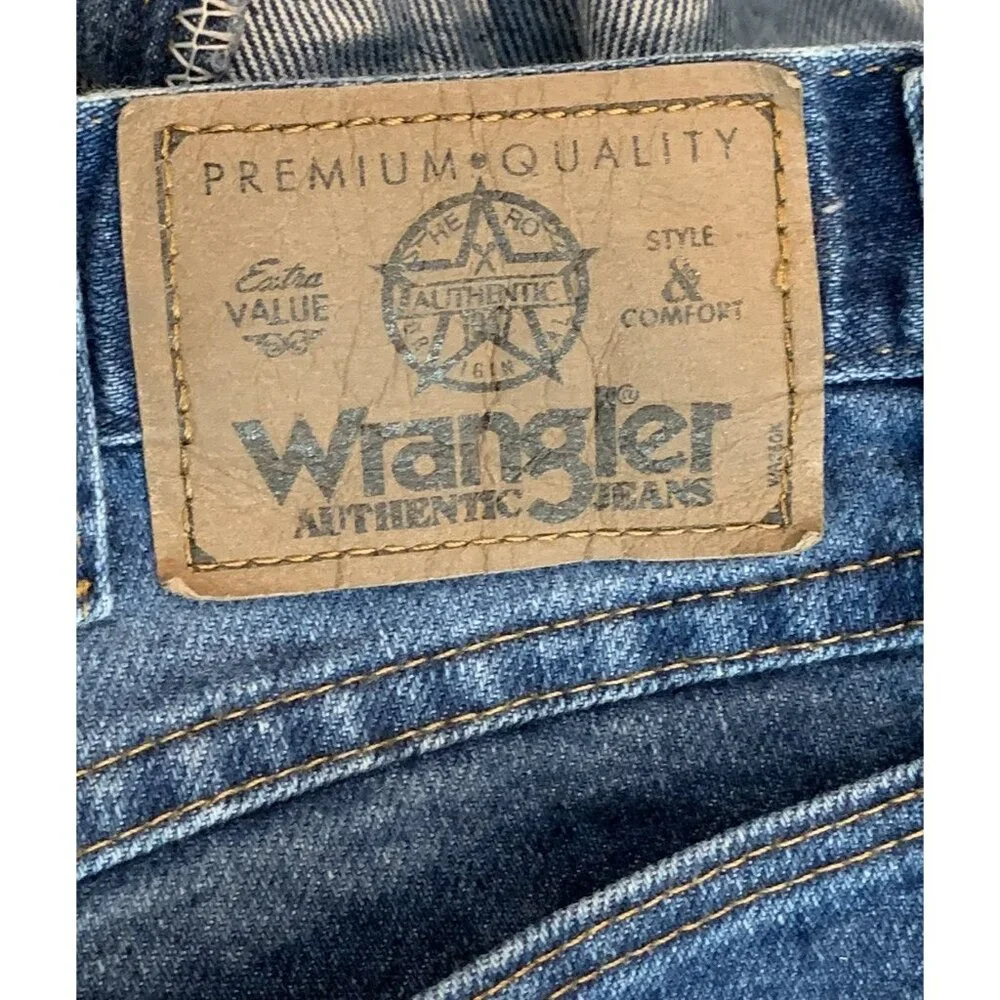 Wrangler Mens Authentic Jeans Sz 42X30 Premium Quality Denim Loose Straight Leg - Picture 3 of 11